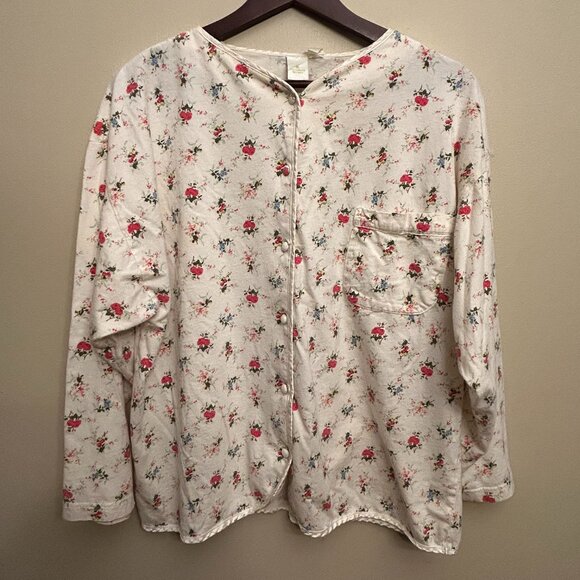 Victoria's Secret Women Pajama Button Up Top Long Sleeve Red Roses Size Medium - Picture 1 of 14